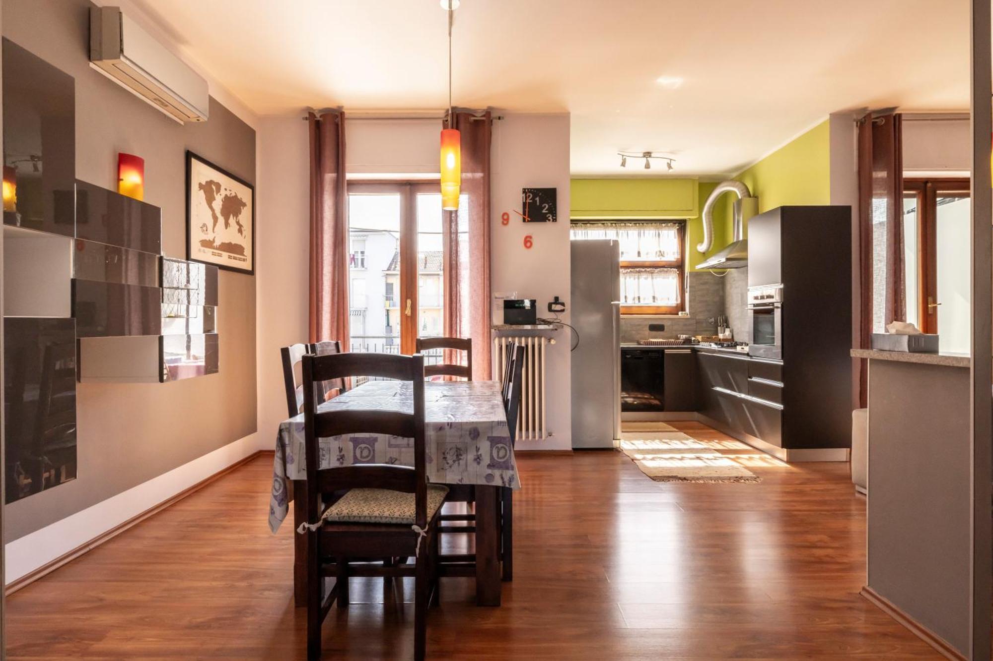 Turin Center Whit Private Parking Apartment Exterior photo