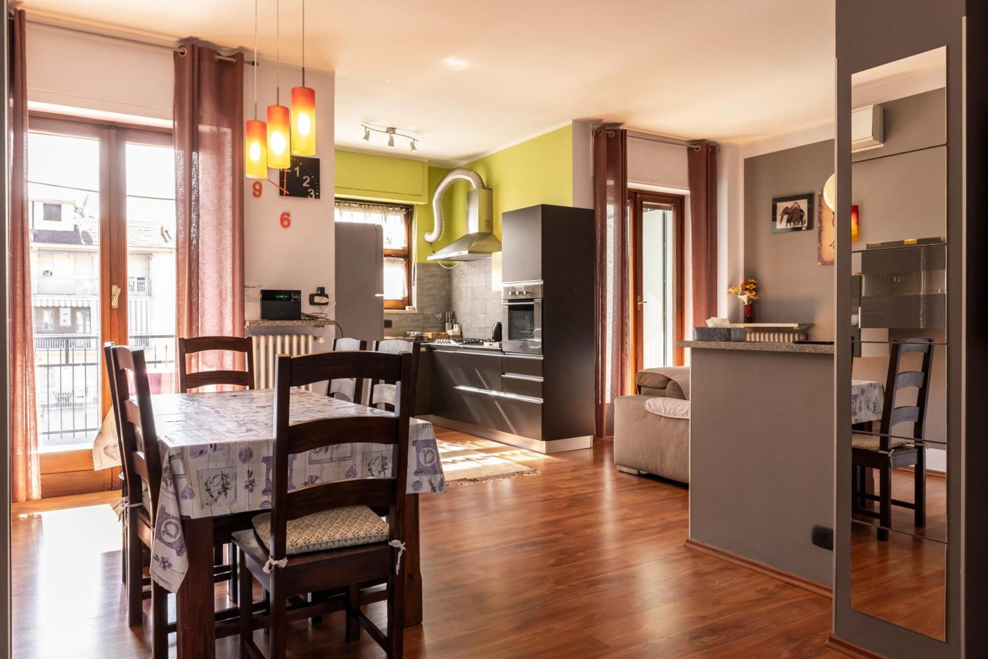 Turin Center Whit Private Parking Apartment Exterior photo
